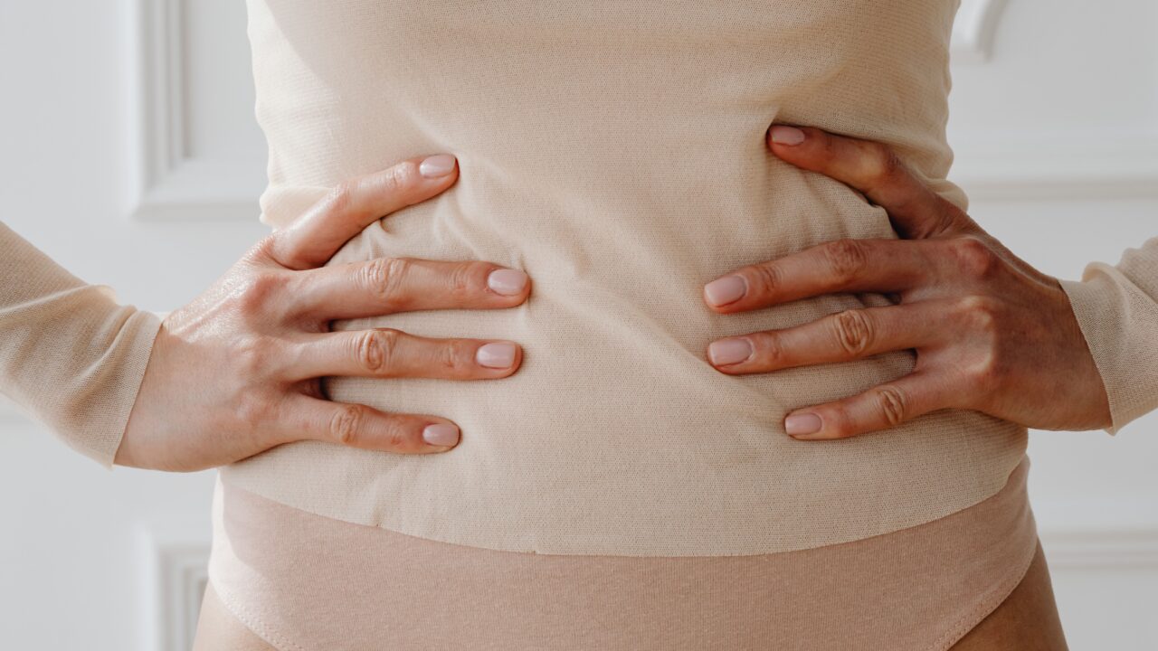 Adenomioza a zespół policystycznych jajników (PCOS) – wpływ na płodność